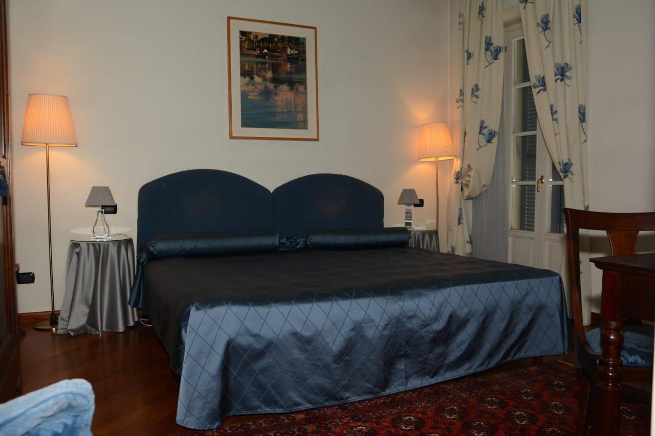 Palazzo Finati Bed & Breakfast Alba  Bagian luar foto