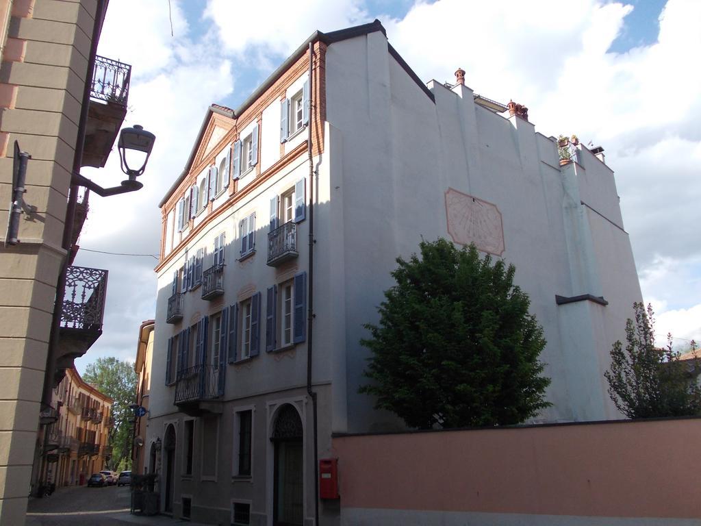 Palazzo Finati Bed & Breakfast Alba  Bagian luar foto