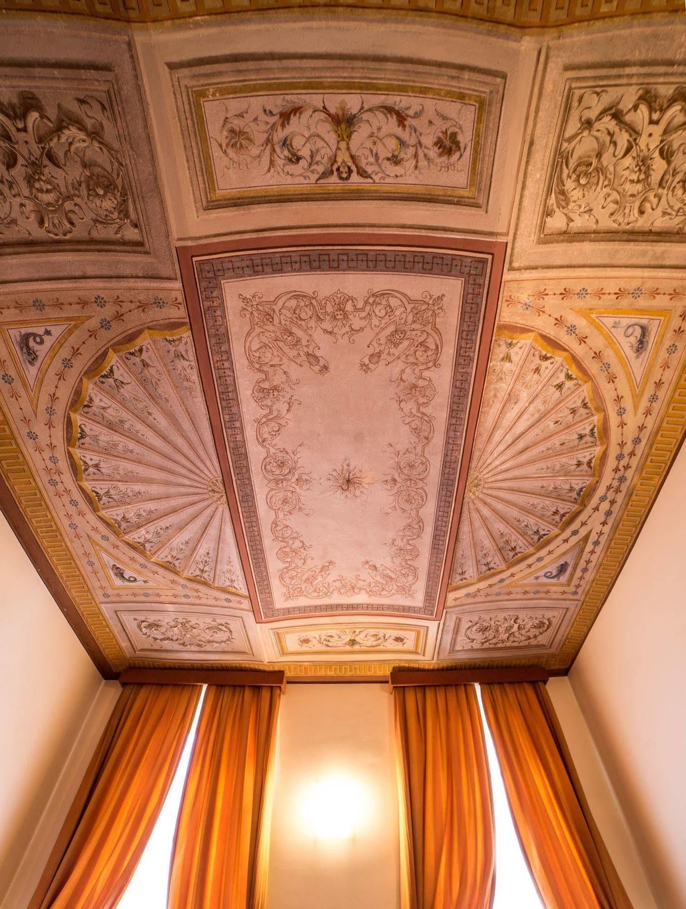 Palazzo Finati Bed & Breakfast Alba  Bagian luar foto